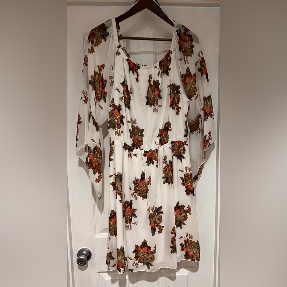 🔴Floral Flowy Dress